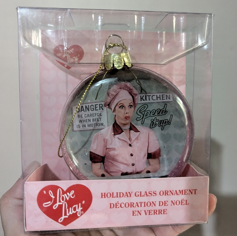 CCO 5 for $25 I Love Lucy Holiday Glass Ornament Iconic Chocolate Episode New!
